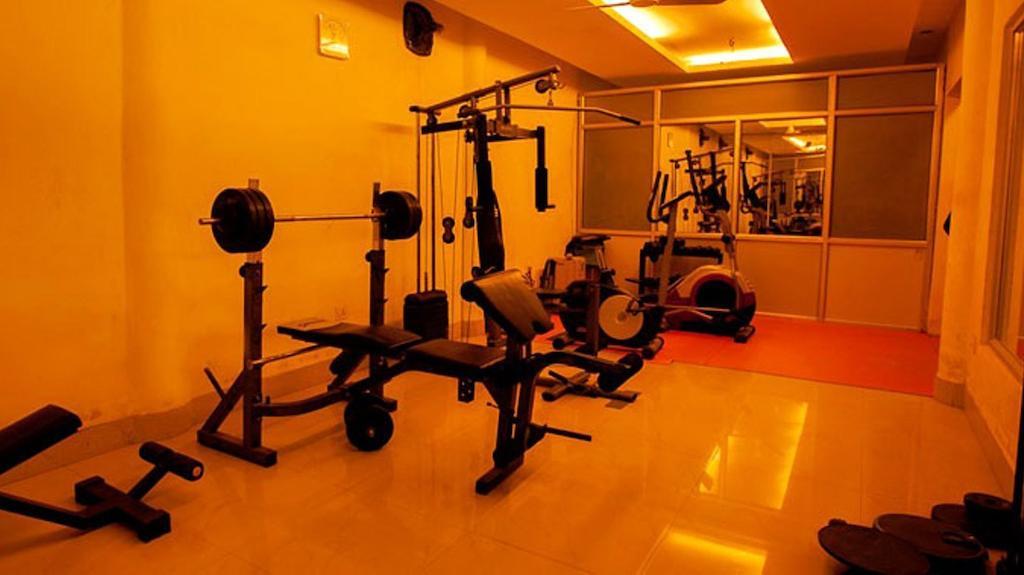 Hotel Dibrugarh Club House Esterno foto